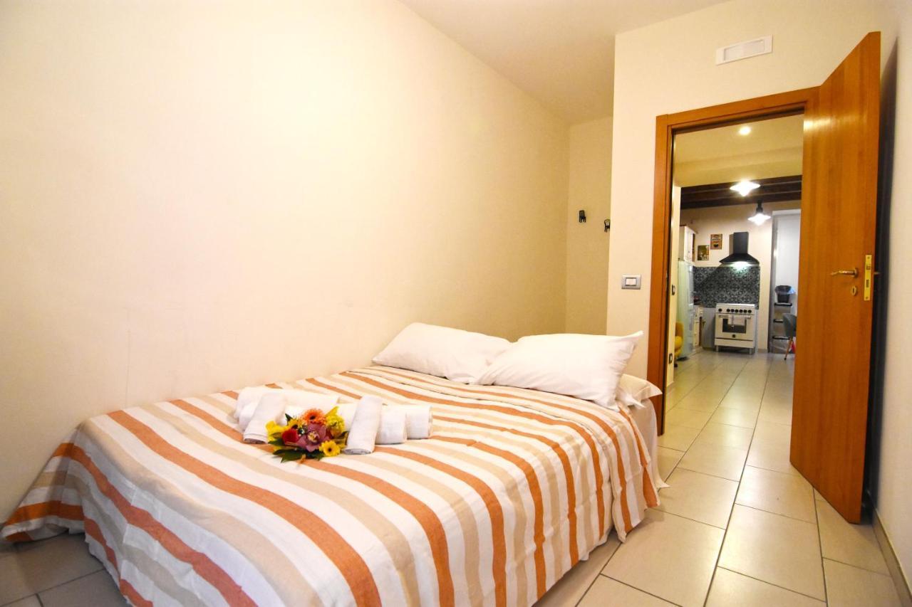 Appartamento Casa Giola Napoli Esterno foto